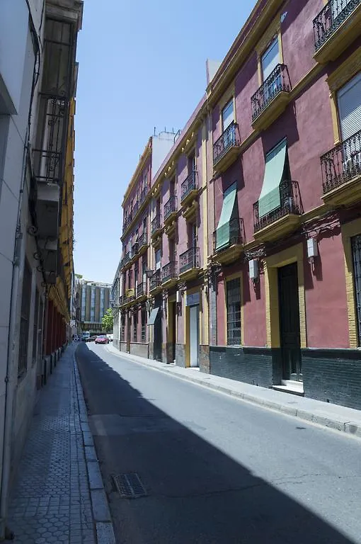 Sun Sevilla 0*, Seville